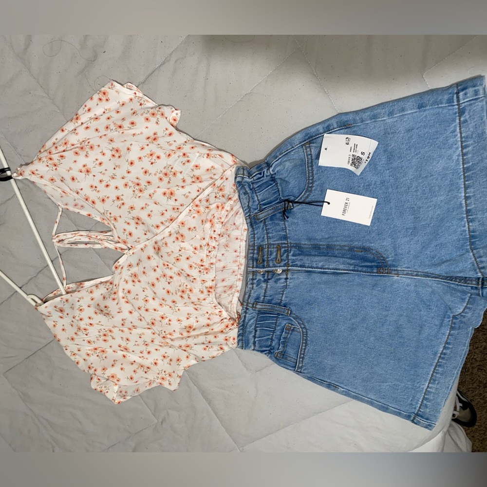 Floral crop top blouse with shorts SET